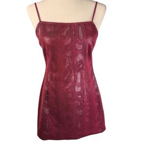 Urban Elegant Burgundy Snake Print Open Back Mini Dress size Medium